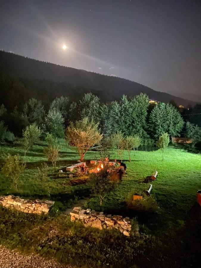 Beko'S Garden Inn Μέστια Εξωτερικό φωτογραφία