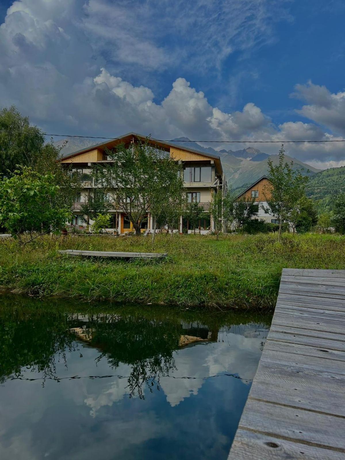 Beko'S Garden Inn Μέστια Εξωτερικό φωτογραφία